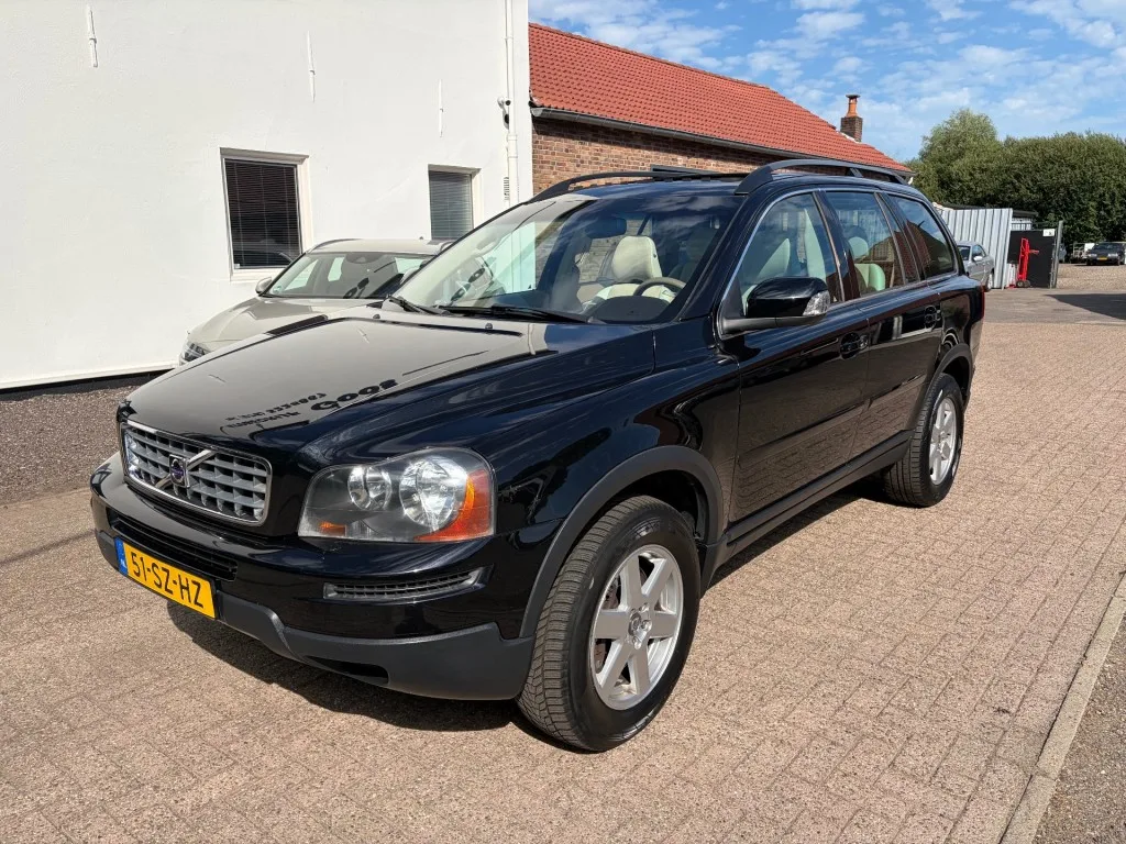 Volvo XC90 (2006) — foto 1