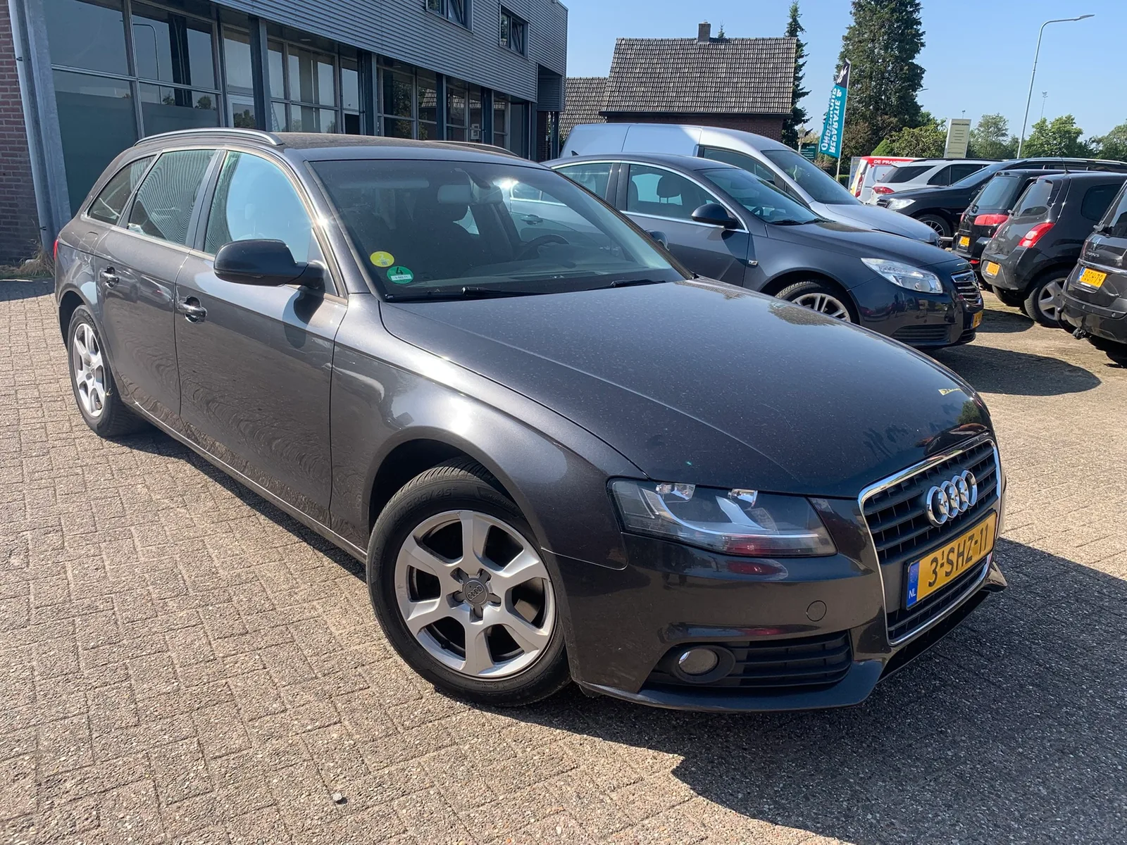 Audi A4 (2009) — foto 1