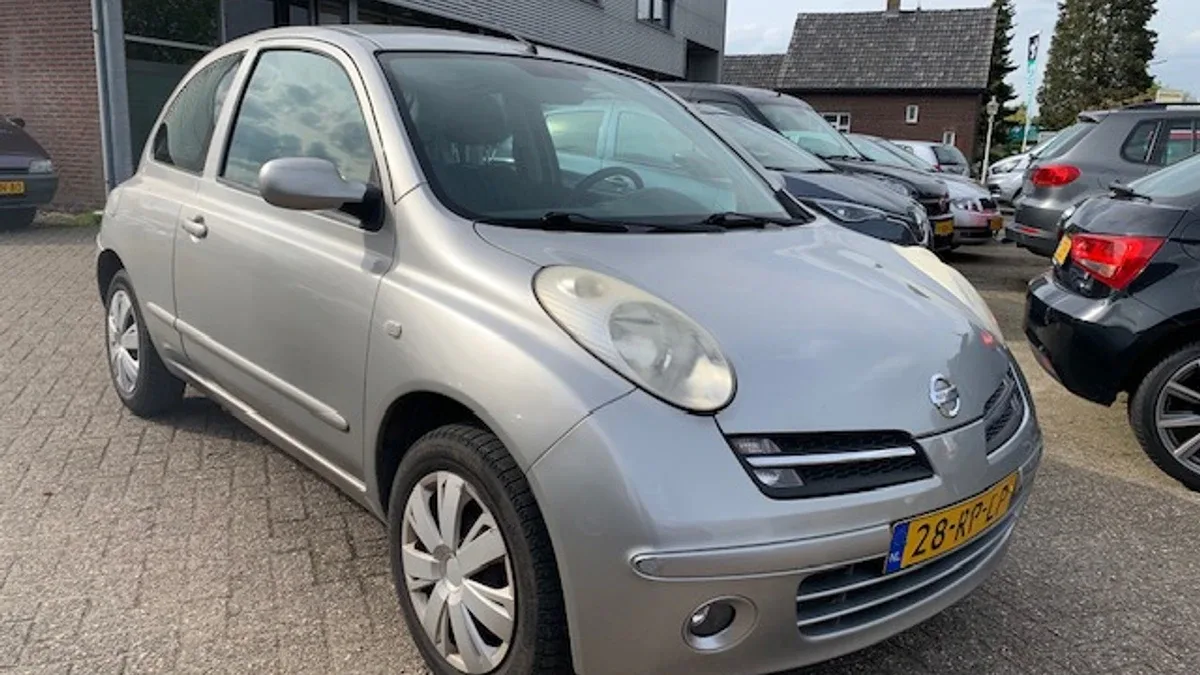 Nissan Micra (2005) — foto 1