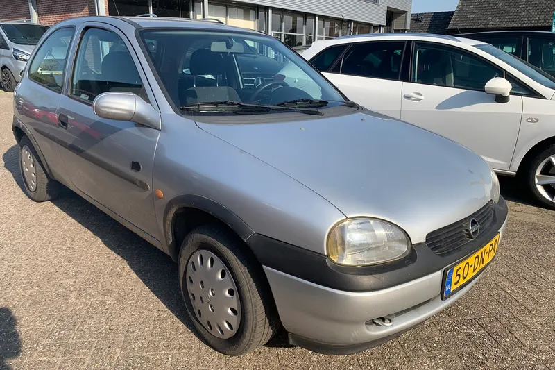 Opel Corsa (1999)