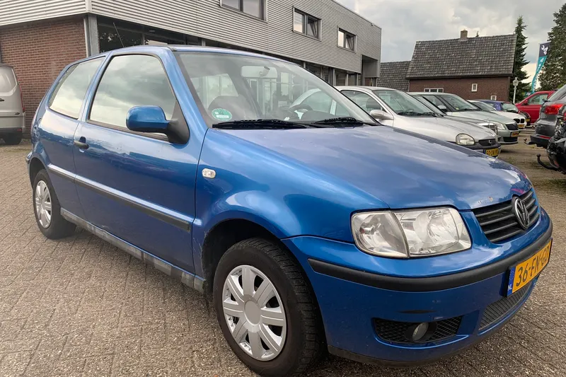 Volkswagen Polo (2000)