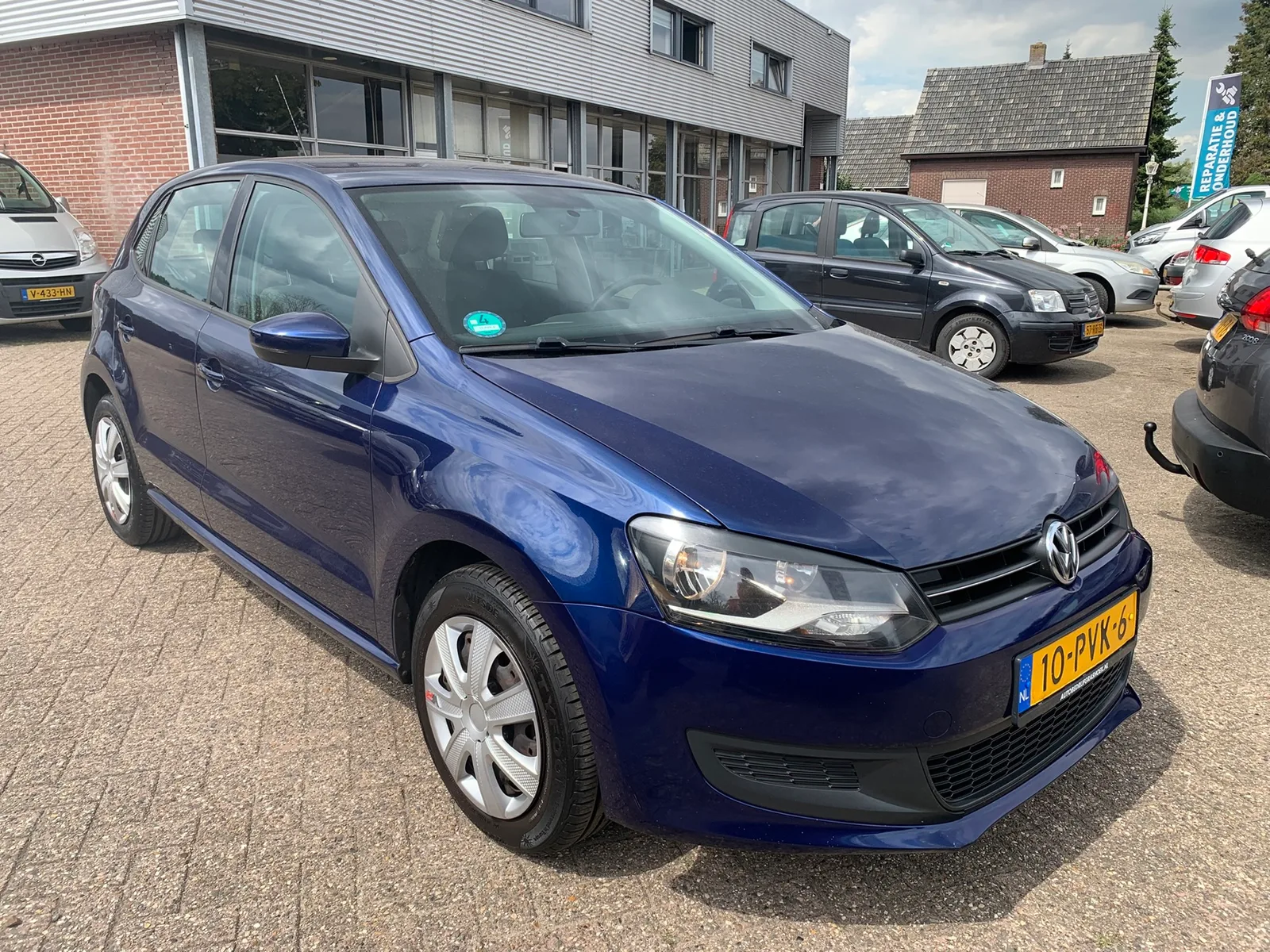 Volkswagen Polo (2011) — foto 1