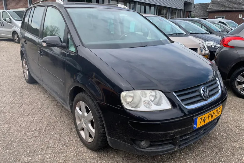 Volkswagen Touran (2004)