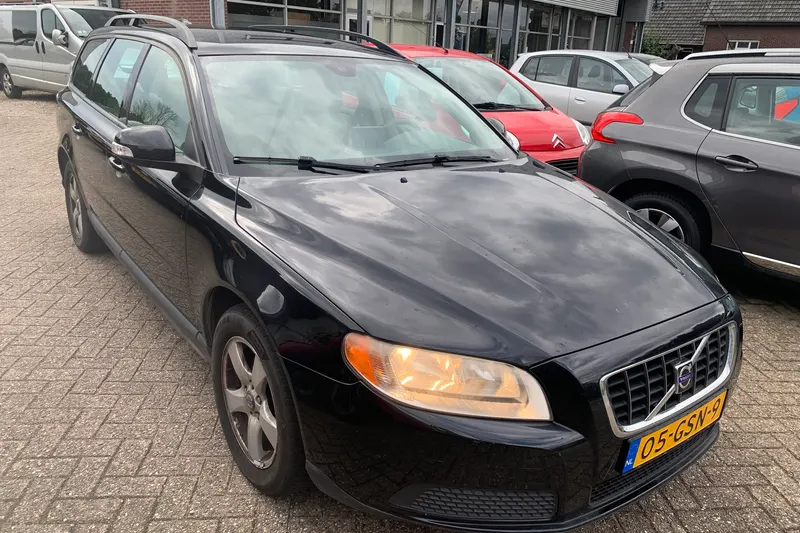 Volvo V70 (2008)