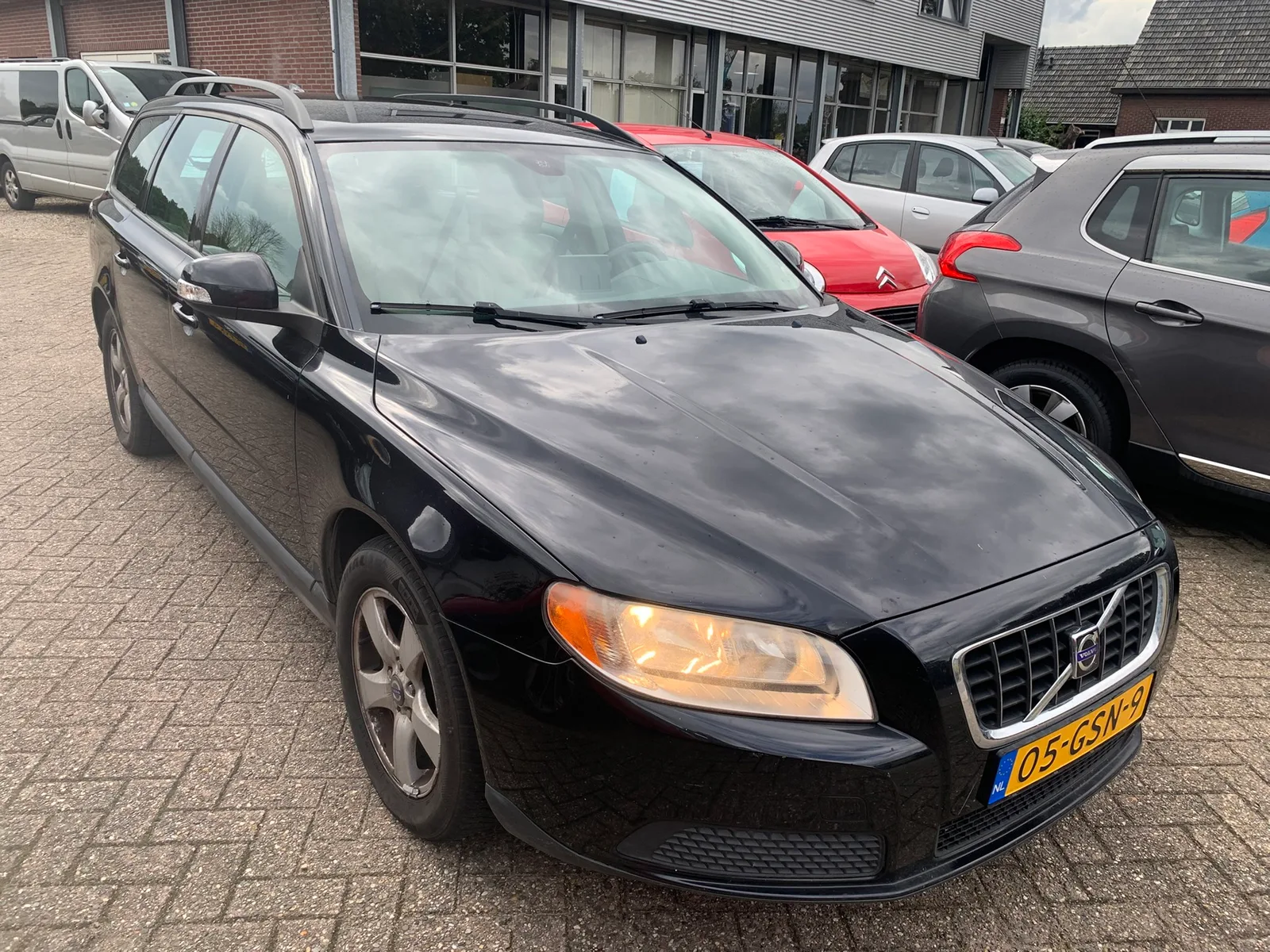 Volvo V70 (2008) — foto 1