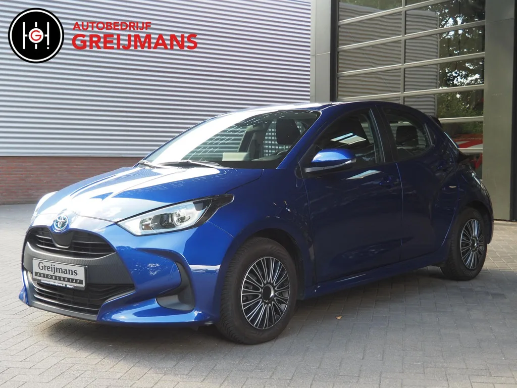 Toyota Yaris (2024) — foto 1