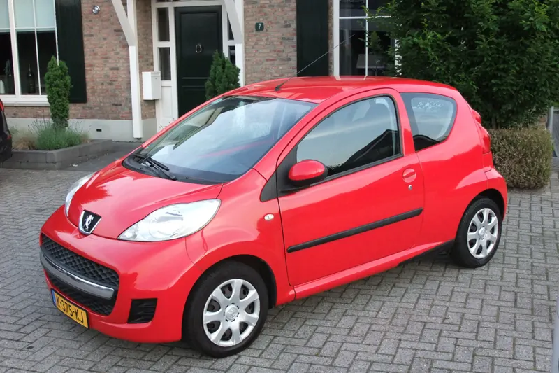 Peugeot 107 (2009)