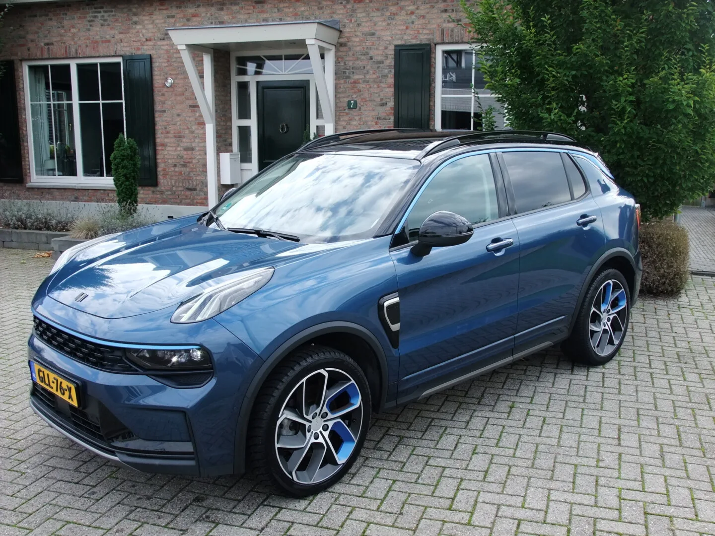 Lynk & Co 01 (2021) — foto 1