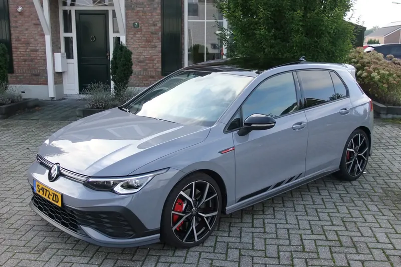 Volkswagen Golf (2022)
