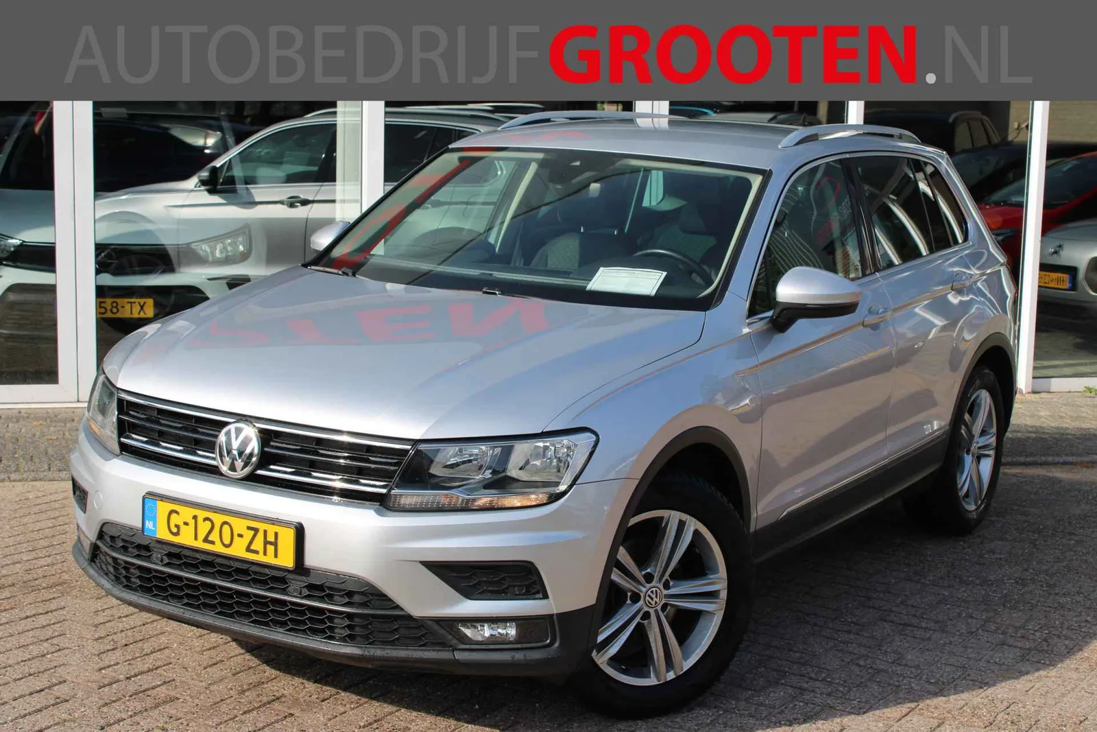 Volkswagen Tiguan (2020) — foto 1