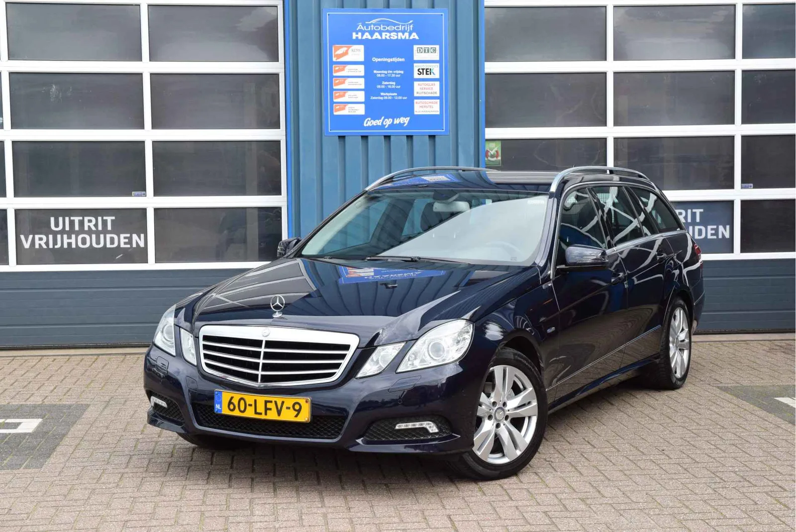 Mercedes-Benz E-Klasse (2010) — foto 1