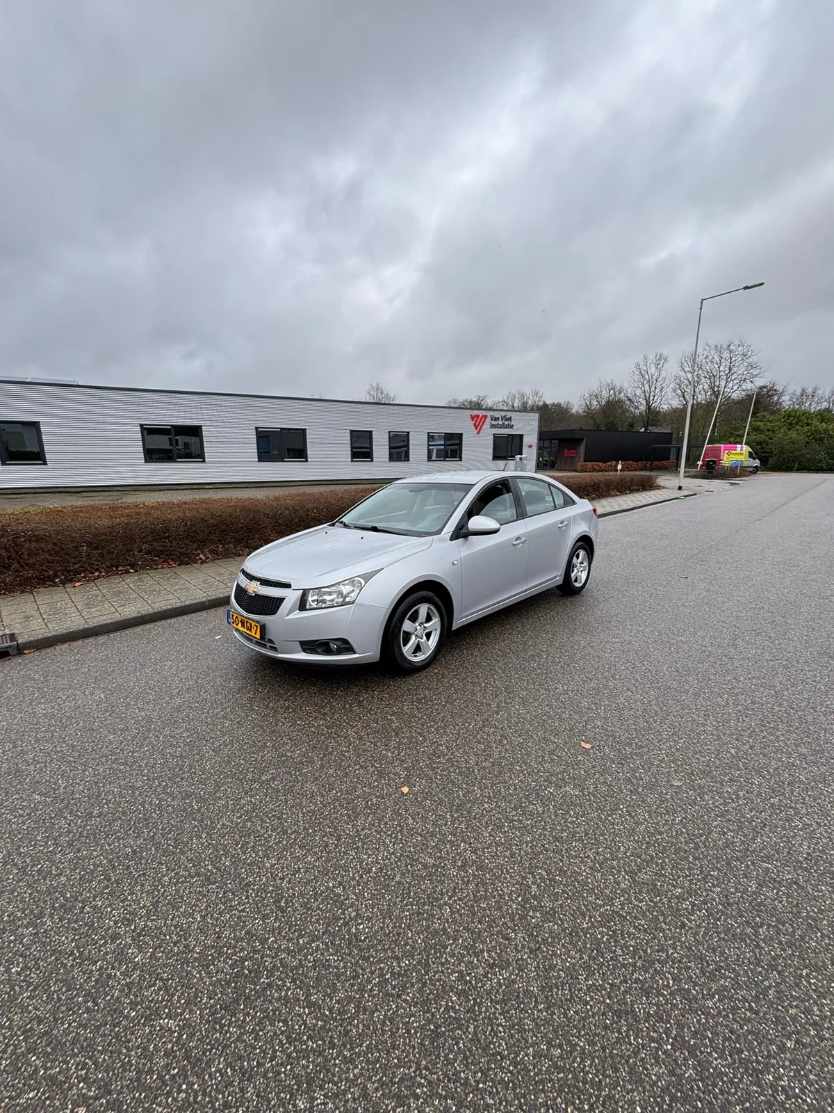 Chevrolet Cruze (2010) — foto 1