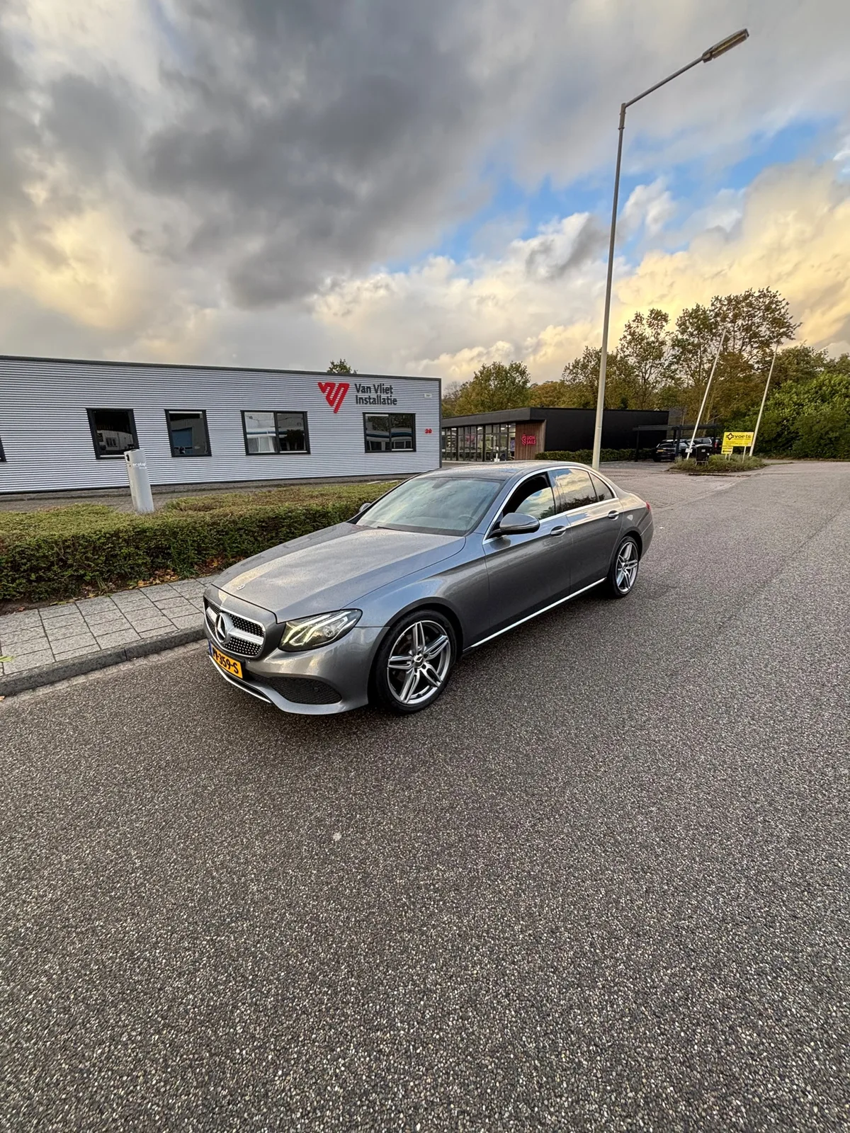 Mercedes-Benz E-Klasse (2017) — foto 1