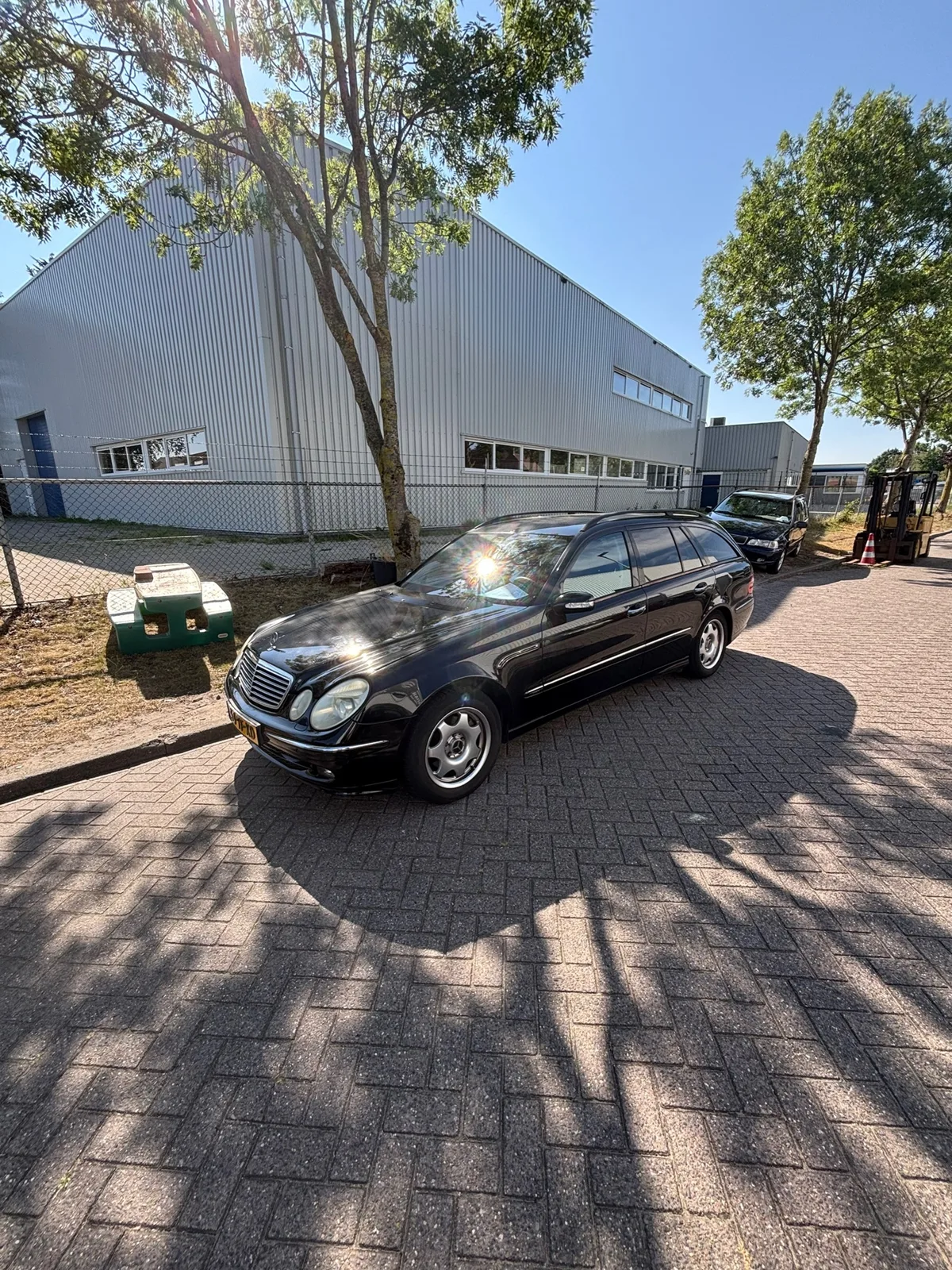 Mercedes-Benz E-Klasse (2005) — foto 1