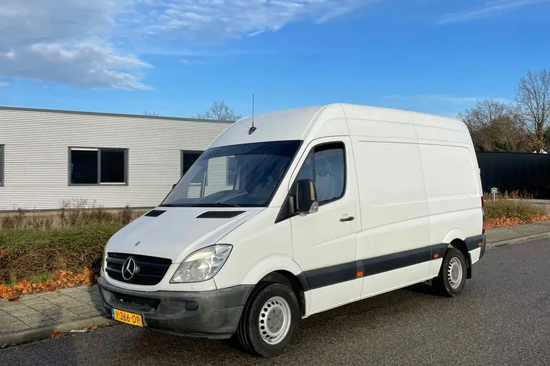 Mercedes-Benz Sprinter (2010)