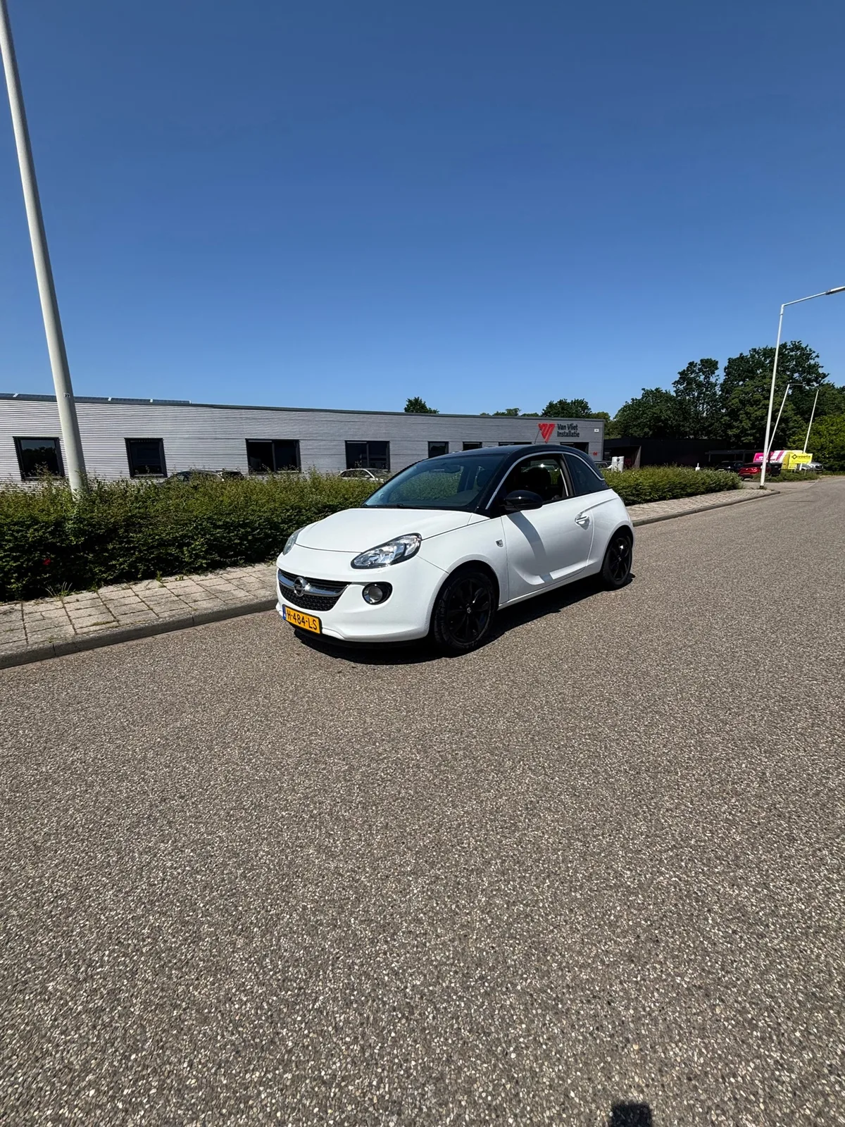 Opel Adam (2015) — foto 1