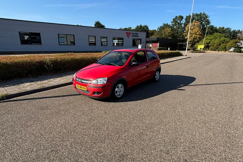 Opel Corsa (2005)
