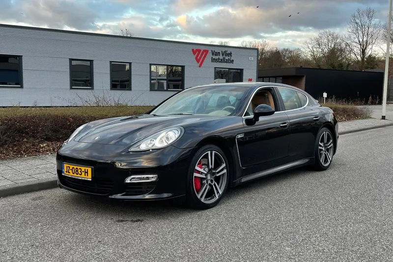 Porsche Panamera (2011)