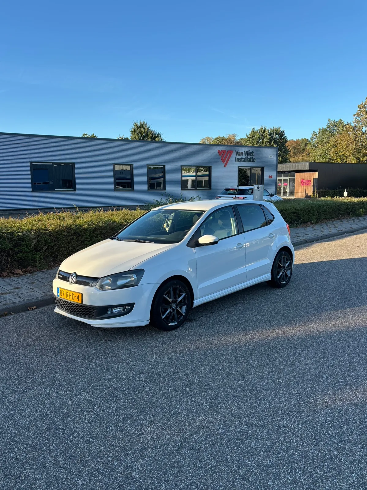 Volkswagen Polo (2011) — foto 1