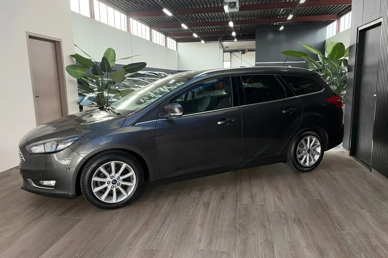 Ford Focus (2016)
