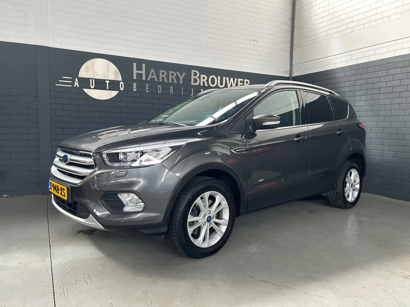 Ford Kuga (2018) — foto 1