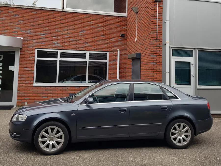 Audi A4 (2006) — foto 1