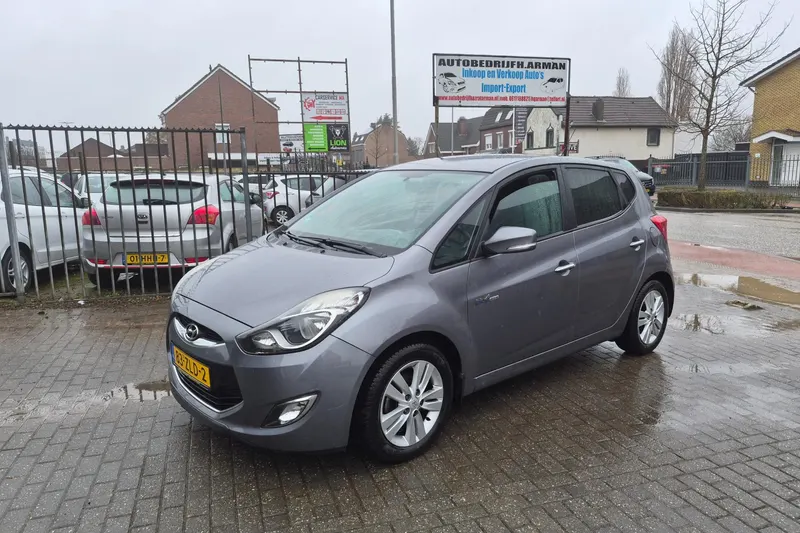 Hyundai ix20 (2013)