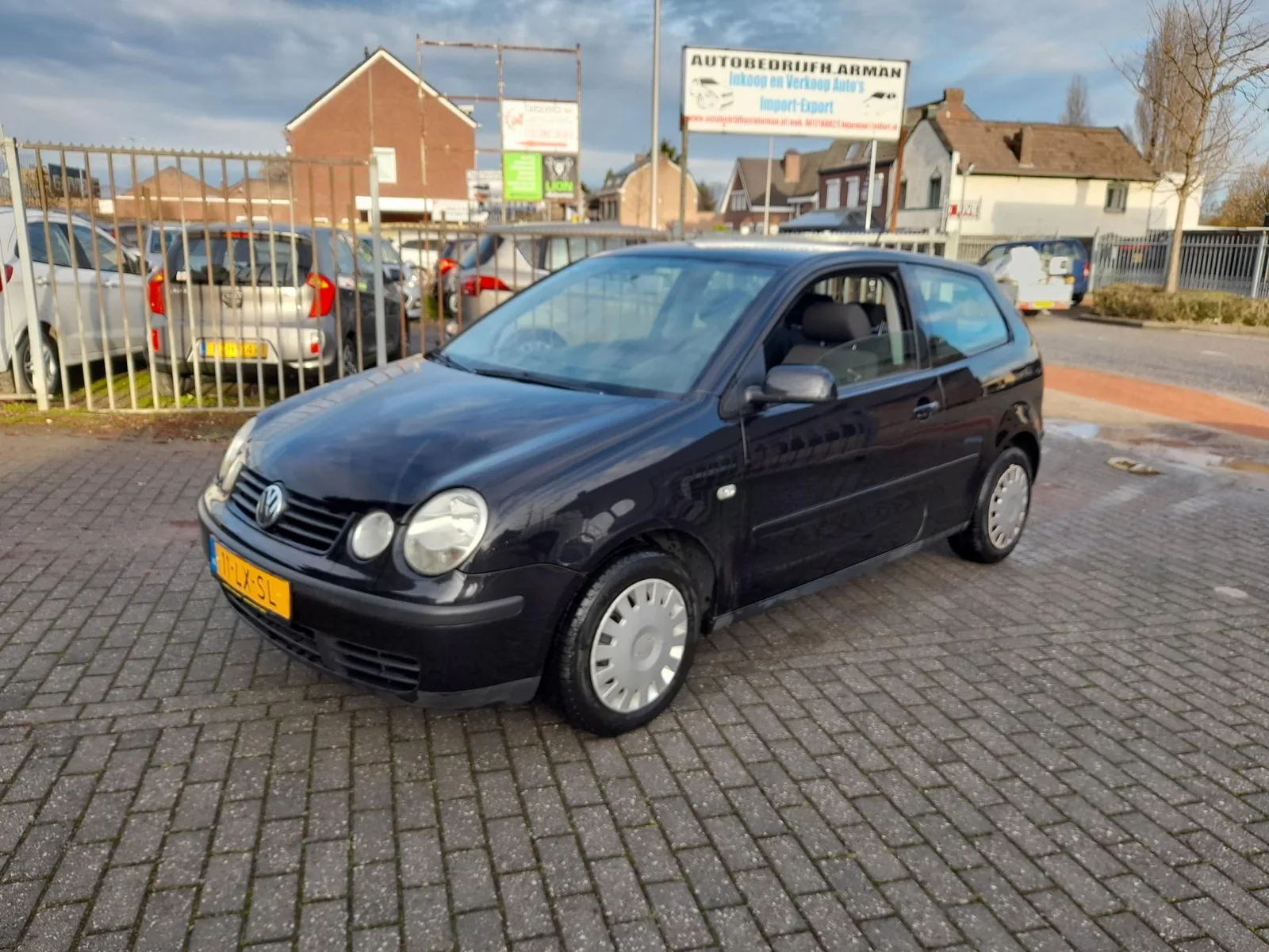 Volkswagen Polo (2003) — foto 1