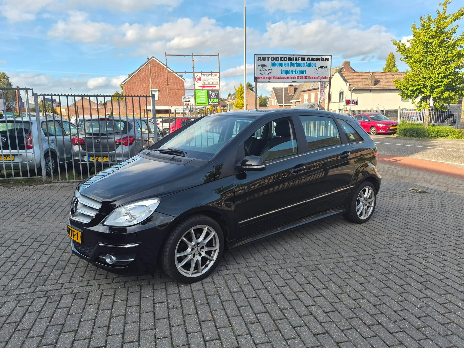 Mercedes-Benz B-Klasse (2010) — foto 1