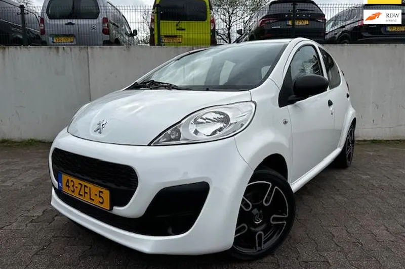 Peugeot 107 (2012)
