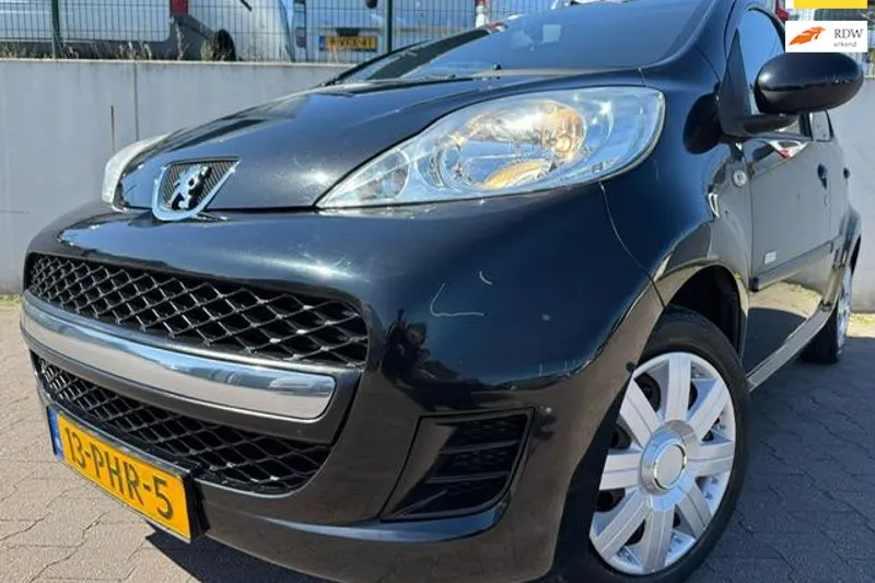 Peugeot 107 (2011)