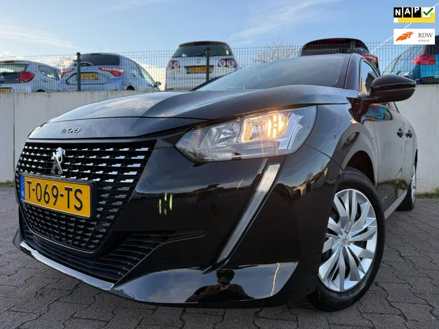 Peugeot 208 (2023) — foto 1