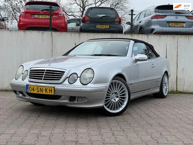 Mercedes-Benz CLK-Klasse (2003) — foto 1