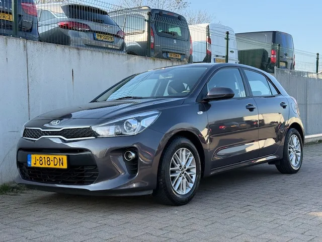 Kia Rio (2020) — foto 1