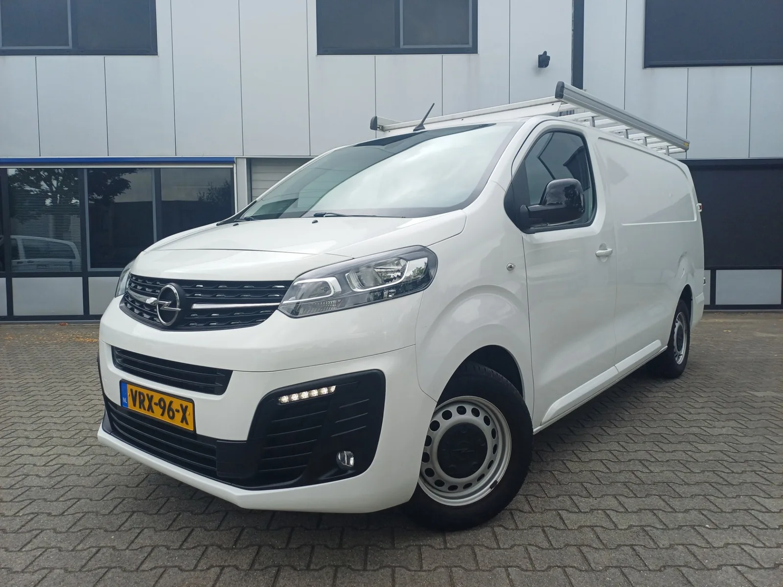 Opel Vivaro (2022) — foto 1