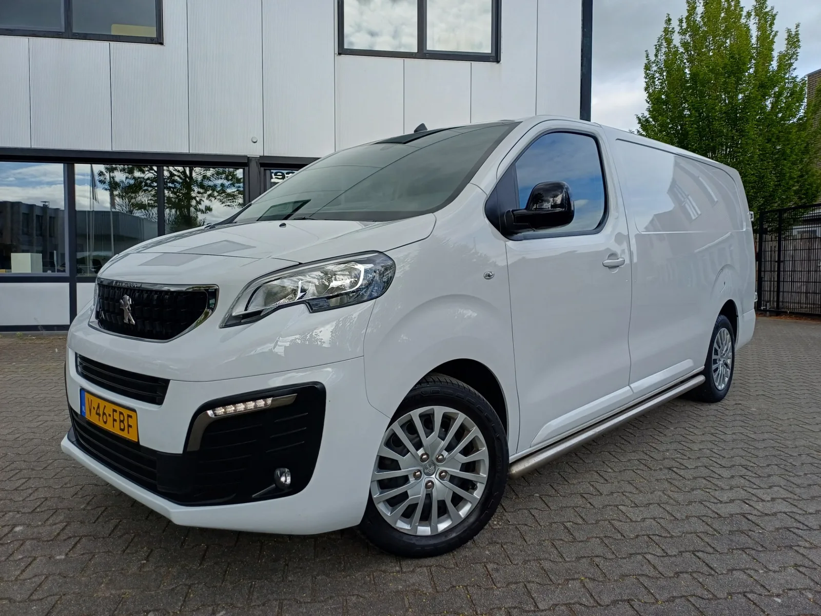 Peugeot Expert (2024) — foto 1