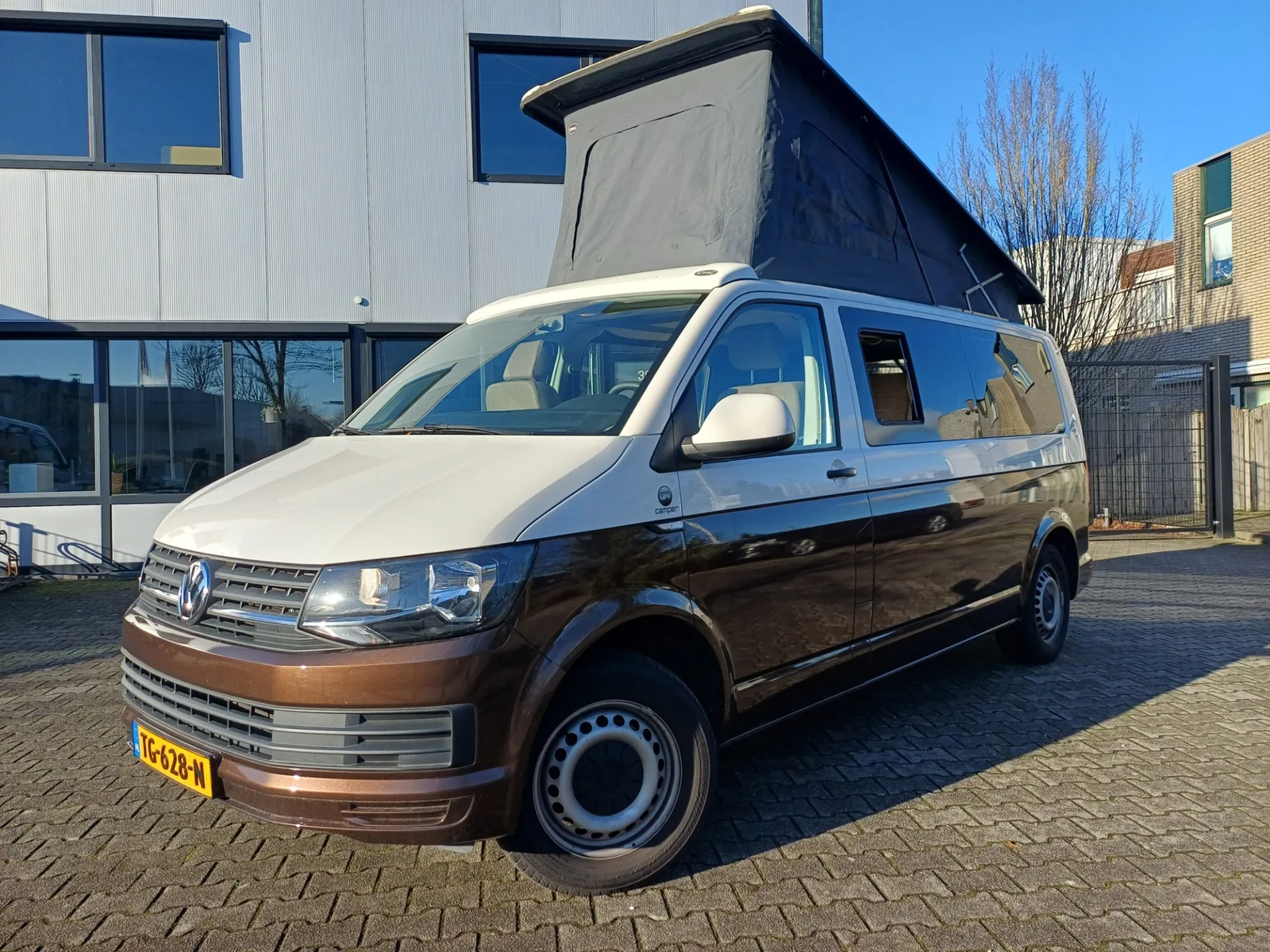 Volkswagen Transporter (2018) — foto 1