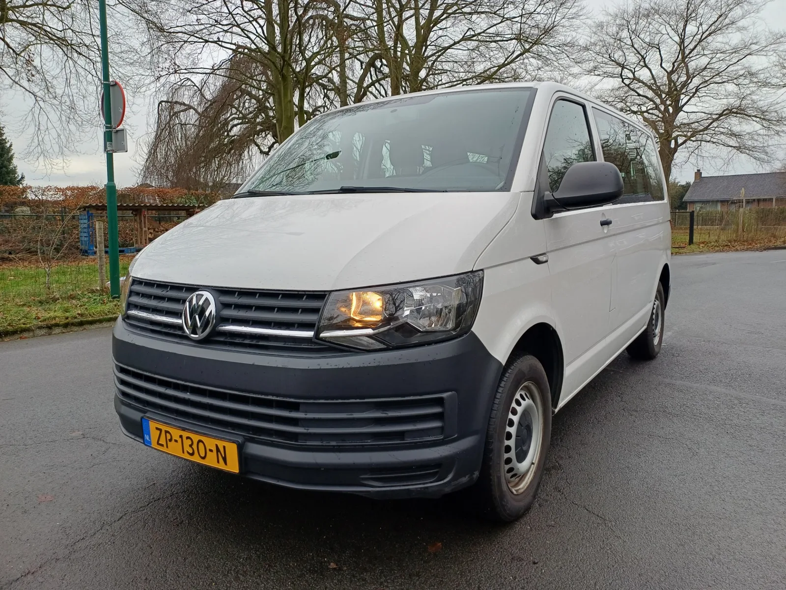 Volkswagen Transporter (2019) — foto 1