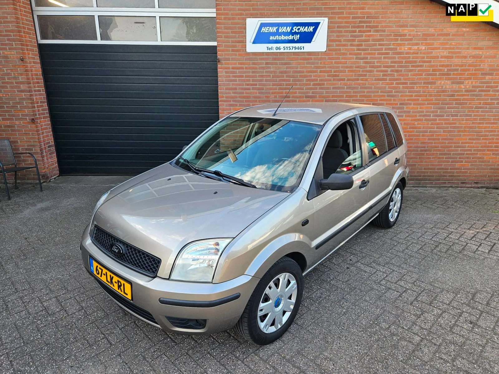 Ford Fusion (2003) — foto 1