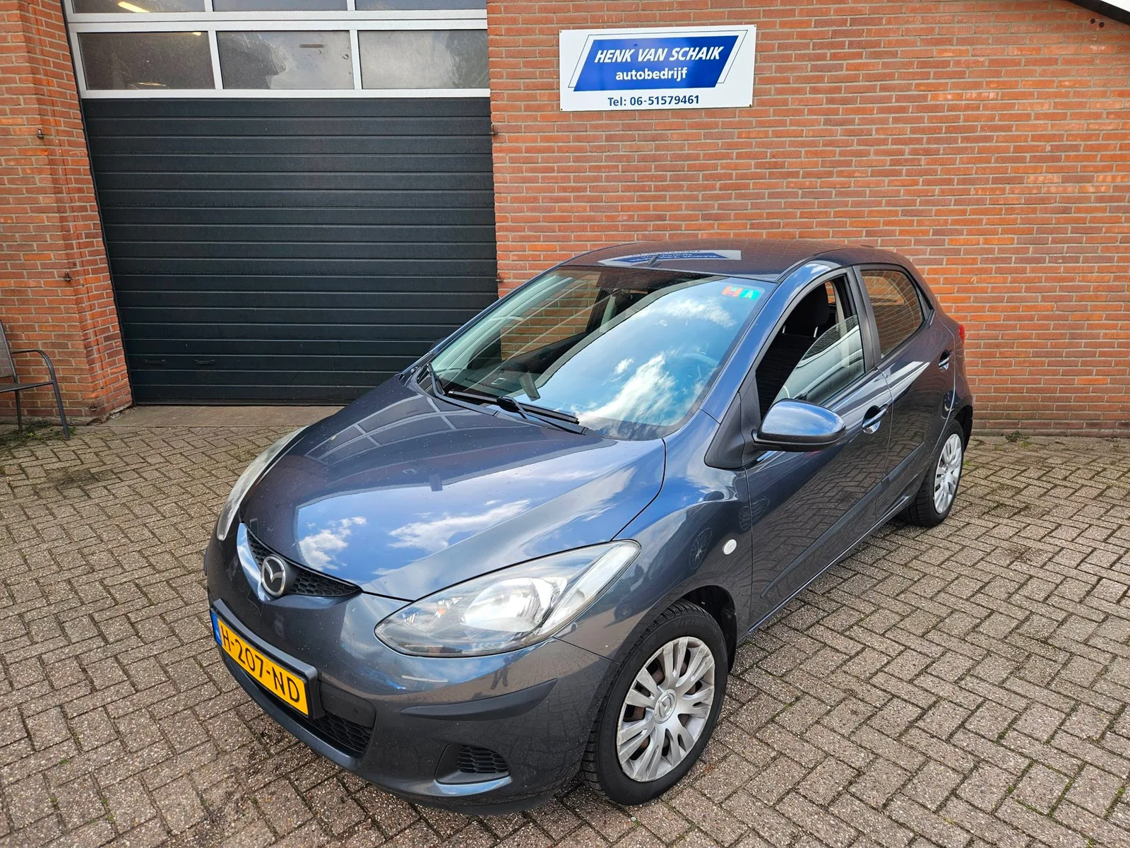 Mazda 2 (2010) — foto 1