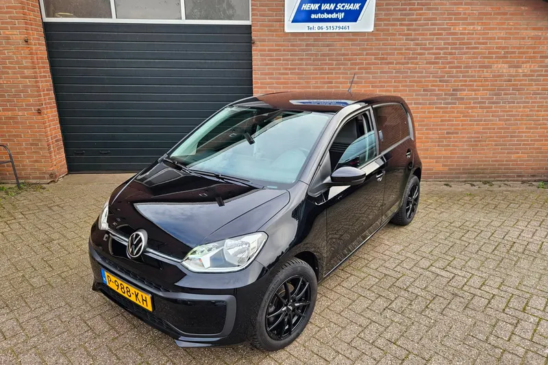 Volkswagen Up! (2022)