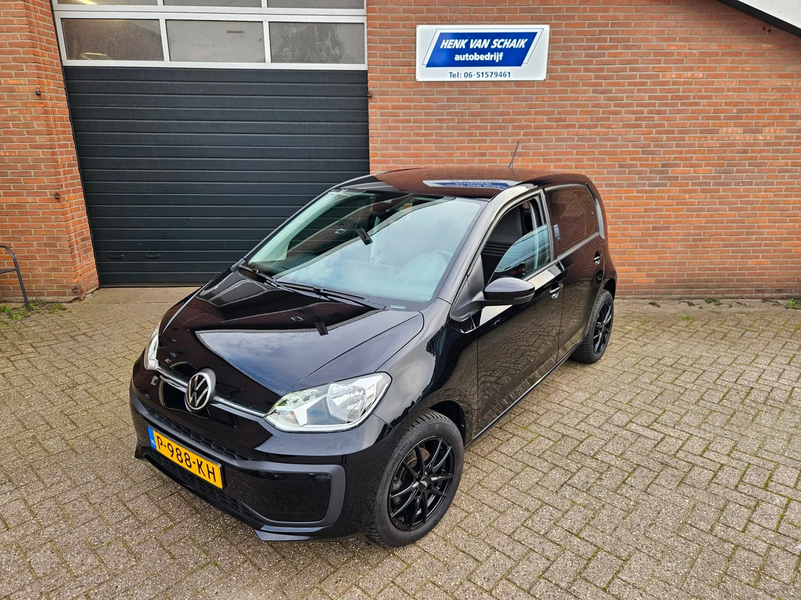 Volkswagen Up! (2022) — foto 1