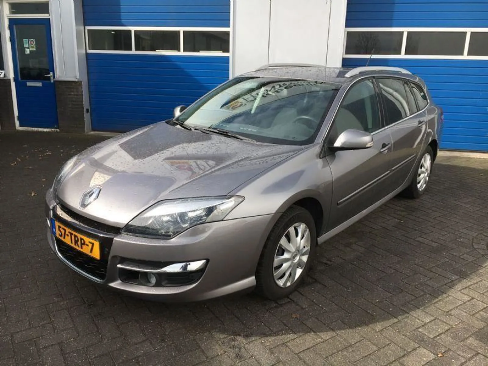 Renault Laguna (2012) — foto 1