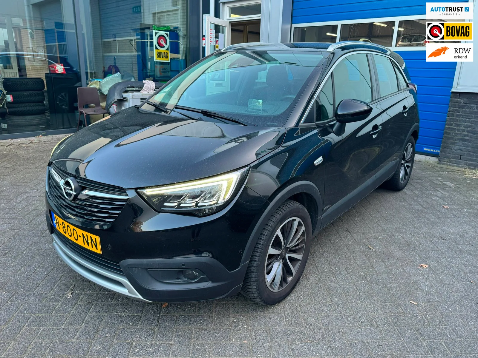 Opel Crossland X (2018) — foto 1