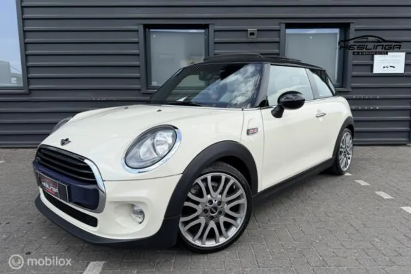 MINI Cooper (2015)