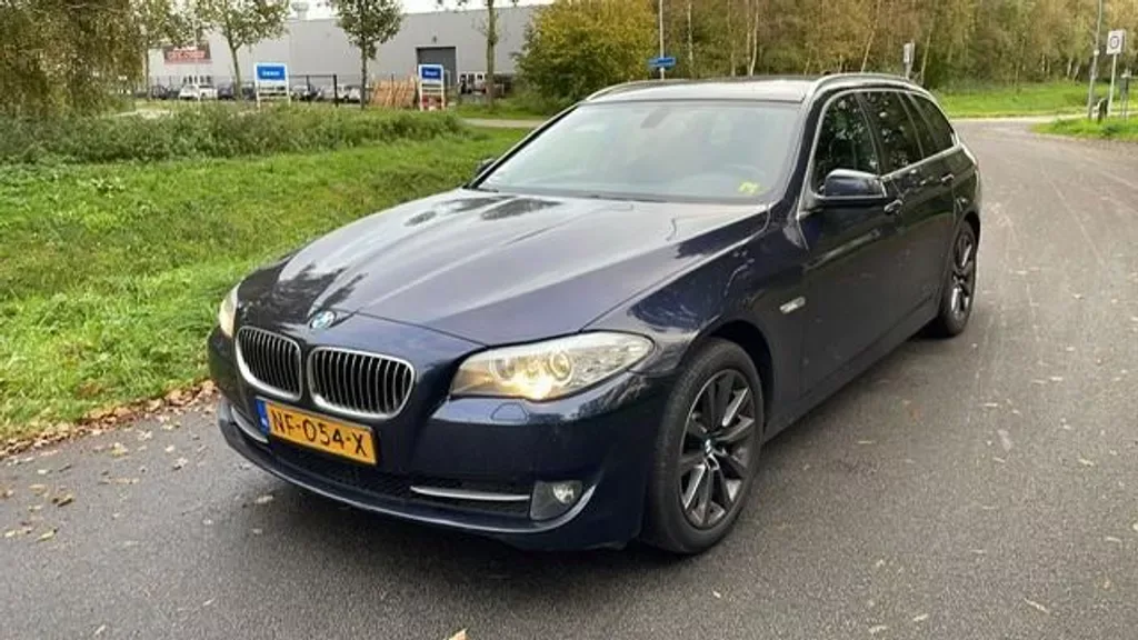 BMW 5-Serie (2011) — foto 1