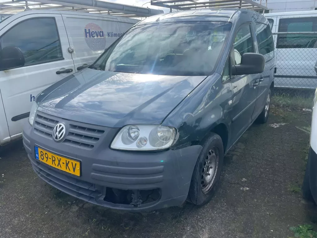 Volkswagen Caddy (2005) — foto 1