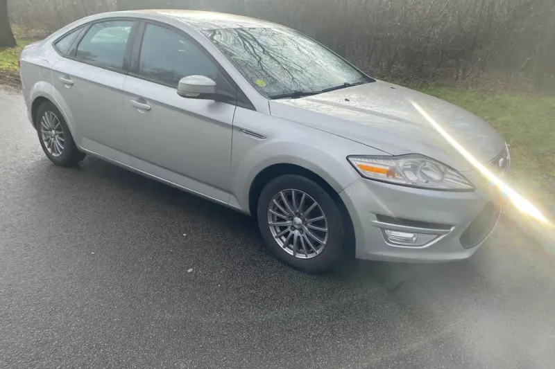 Ford Mondeo (2011)