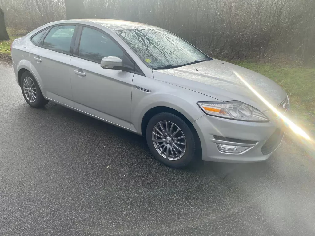 Ford Mondeo (2011) — foto 1