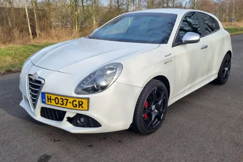 Alfa Romeo Giulietta (2013)